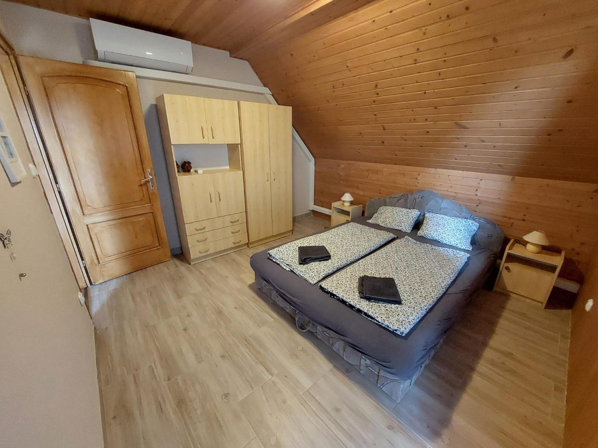 Panna Apartmanhaz Balatonlelle Εξωτερικό φωτογραφία